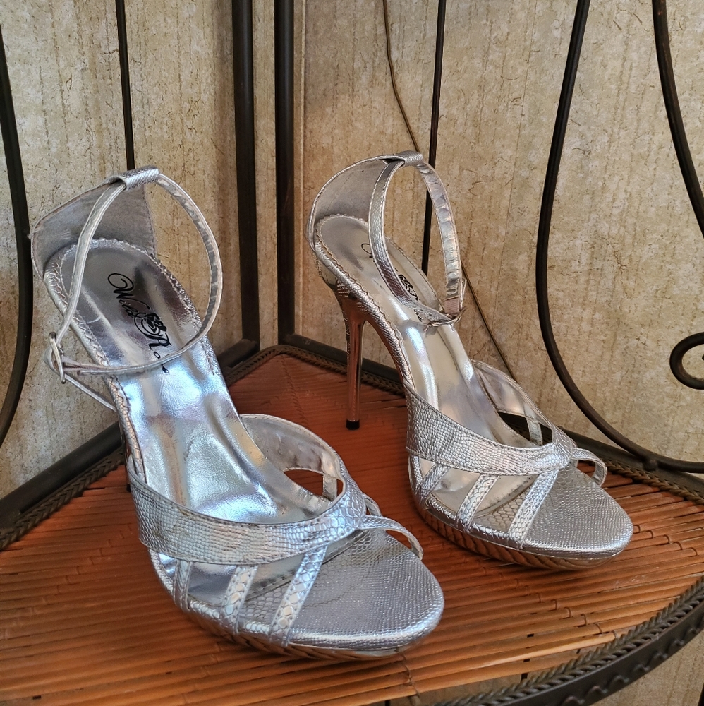 Wild Rose Silver Heels